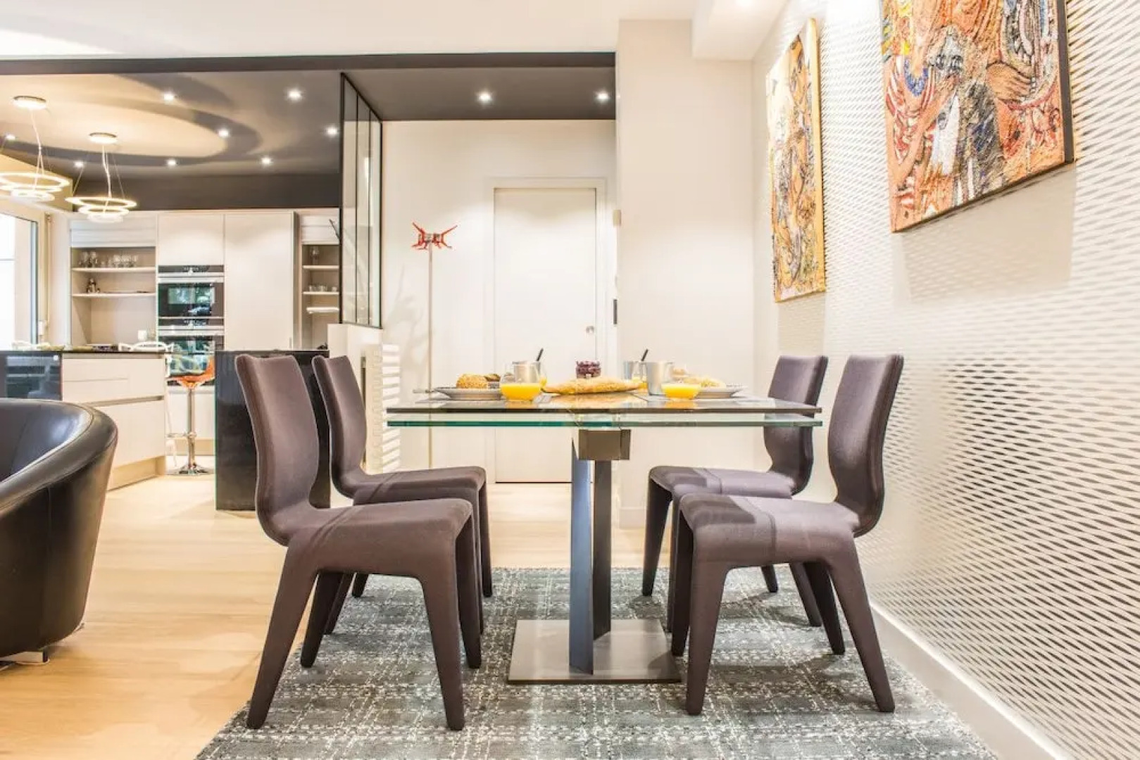 Spacious Apartment With Balcony / Terrace Crossing in Green Surroundings