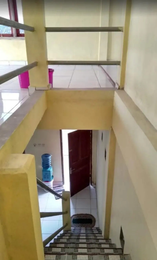 Rumah Singgah Peziarah Ganjuran by ZUZU