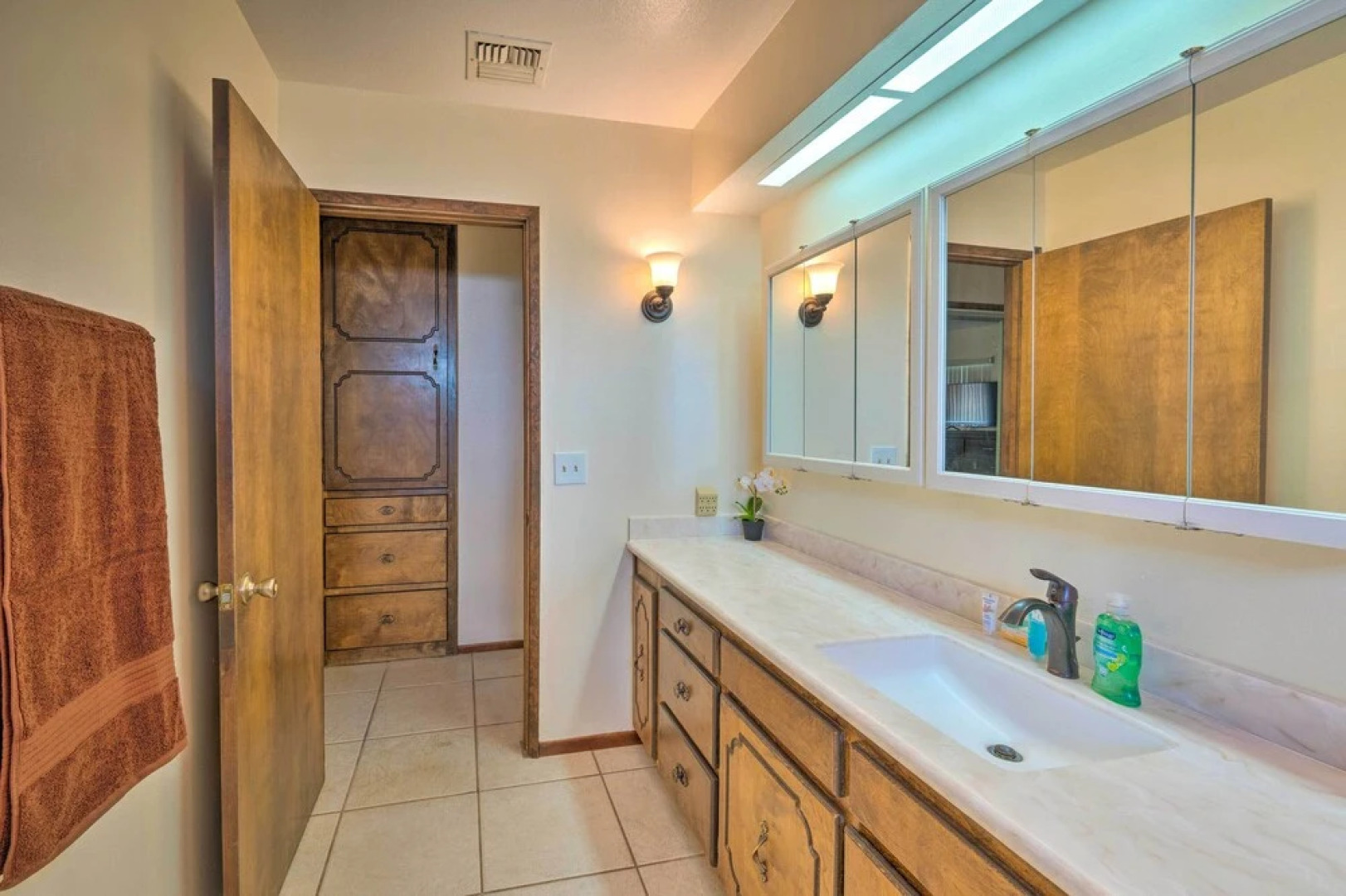 Bullhead City Home < 1/2 Mi to River & Boat Launch