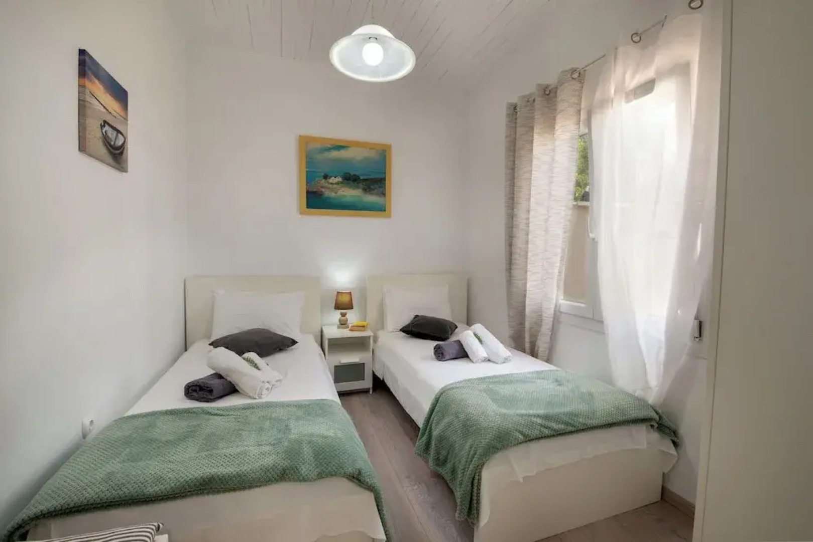 Loggos Seaview Cottage with Pool by Konnect