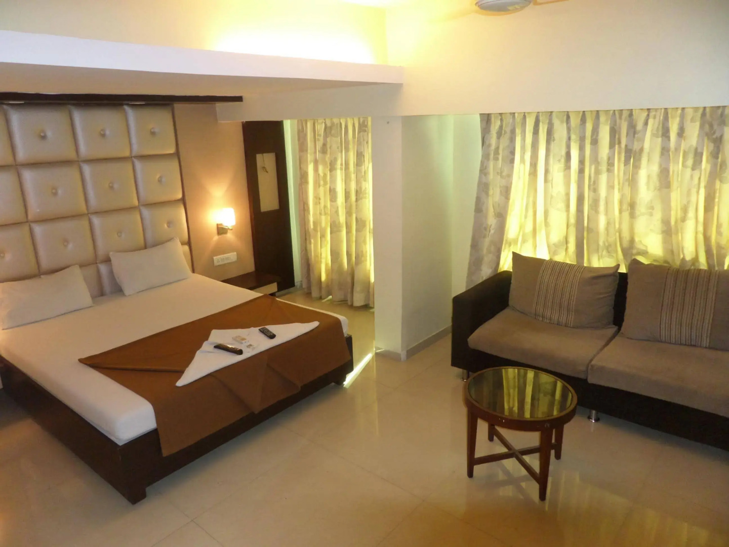 Hotel Aishwarya Residency