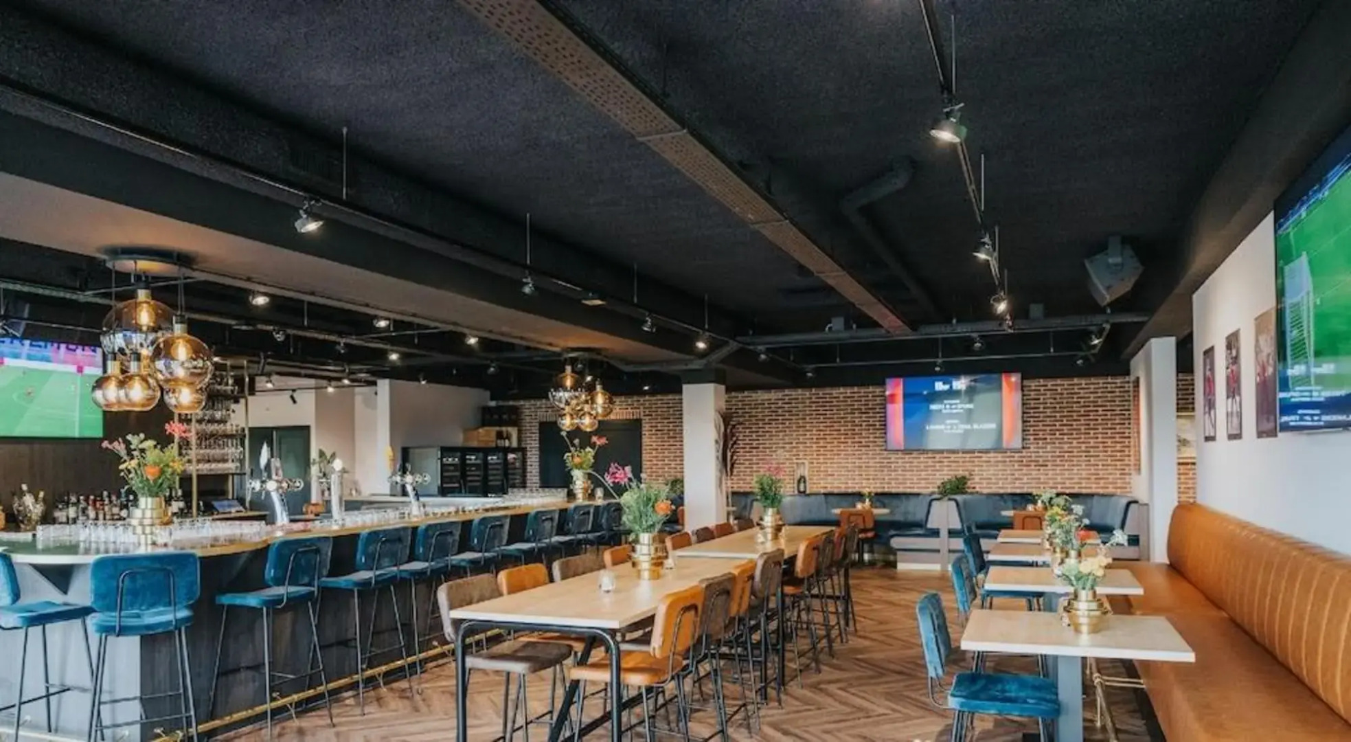 Hotel, Sportsbar & Brasserie Dorhout Mees