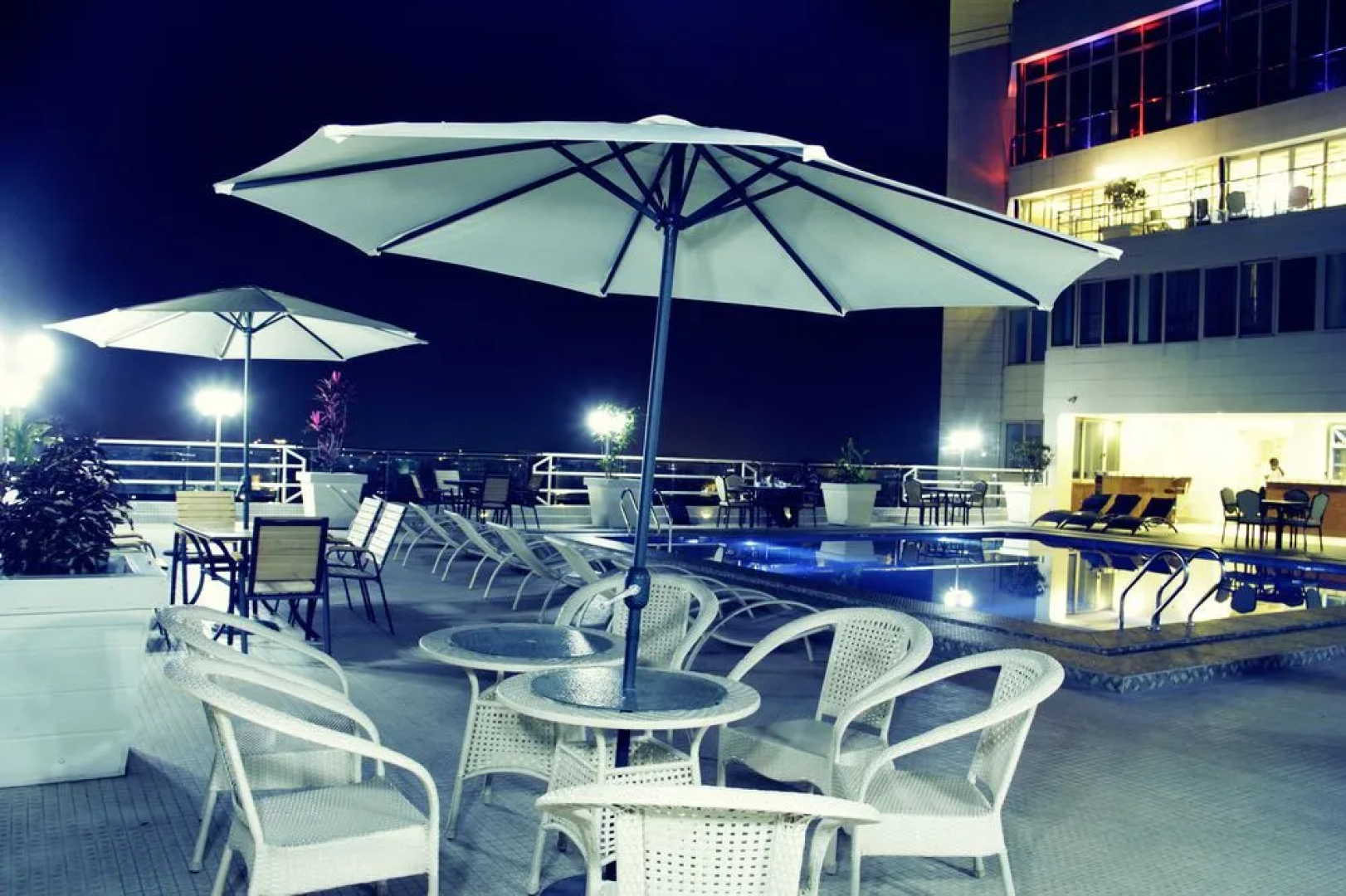 Le Panoramique Hotel by Celexon