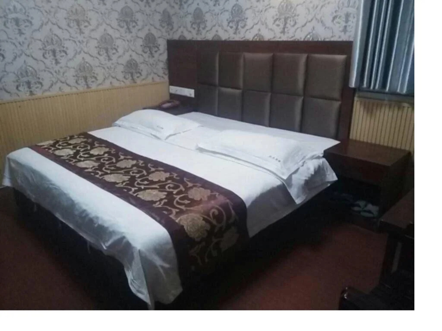 Jinli Business Hotel