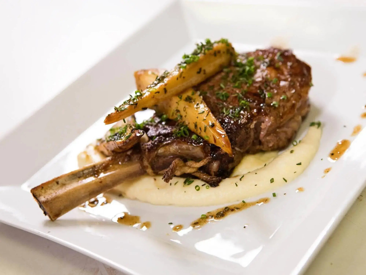 Red Clover Inn and Restaurant