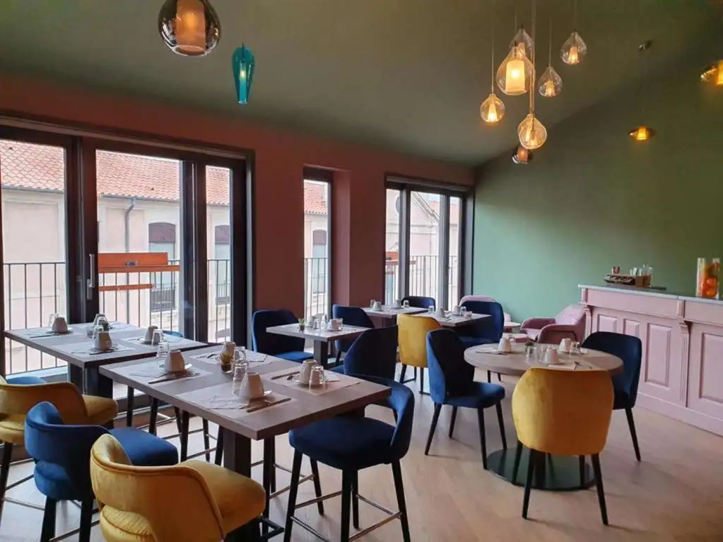 Grand Hôtel Dauphiné Toulon, Boutique Hôtel & Suites