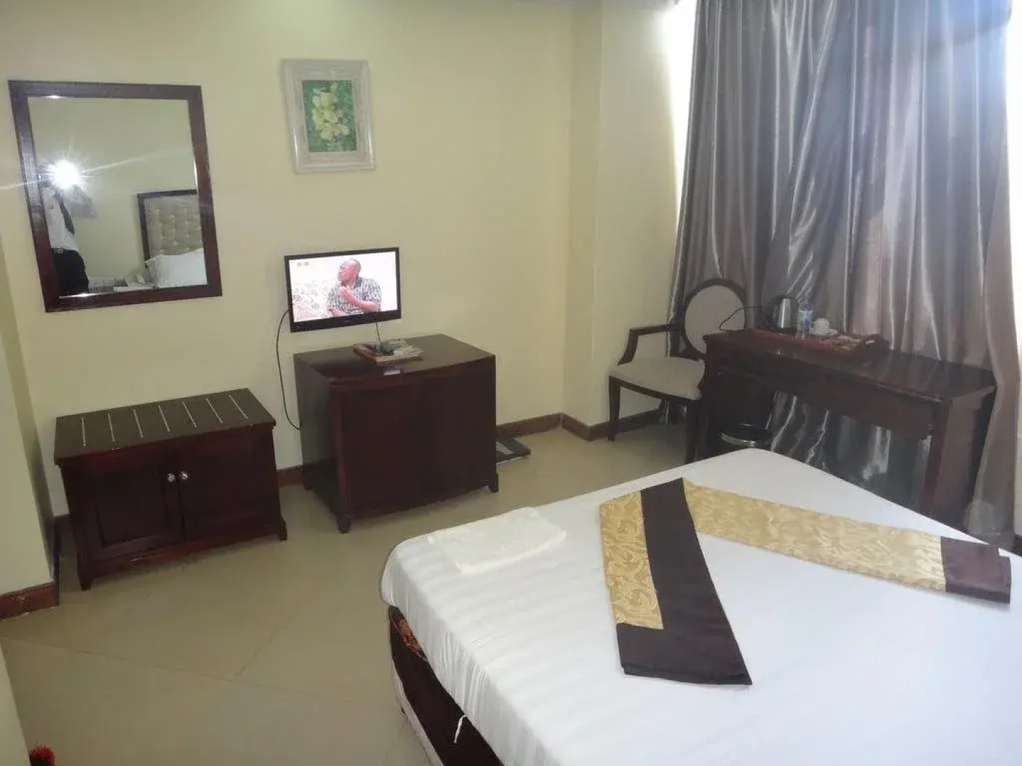 Victoria Palace Hotel