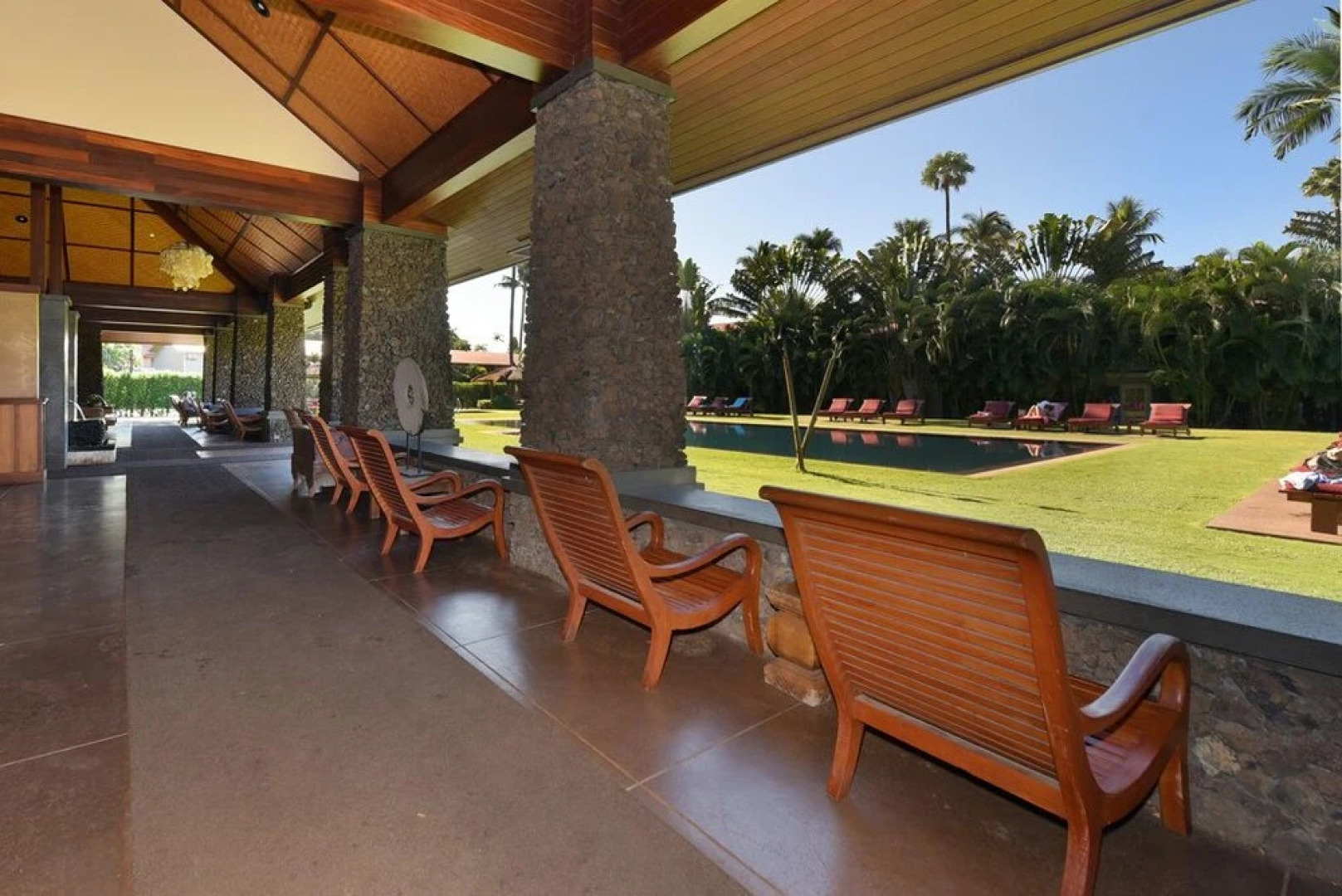 Aina Nalu I104 by RedAwning