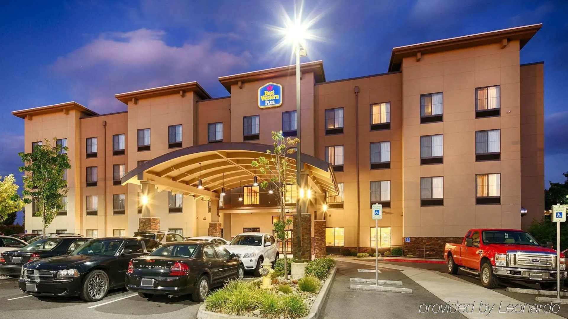 Best Western Plus Lacey Inn & Suites