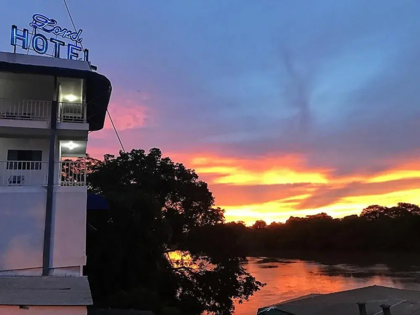 OYO Lord Palace Hotel