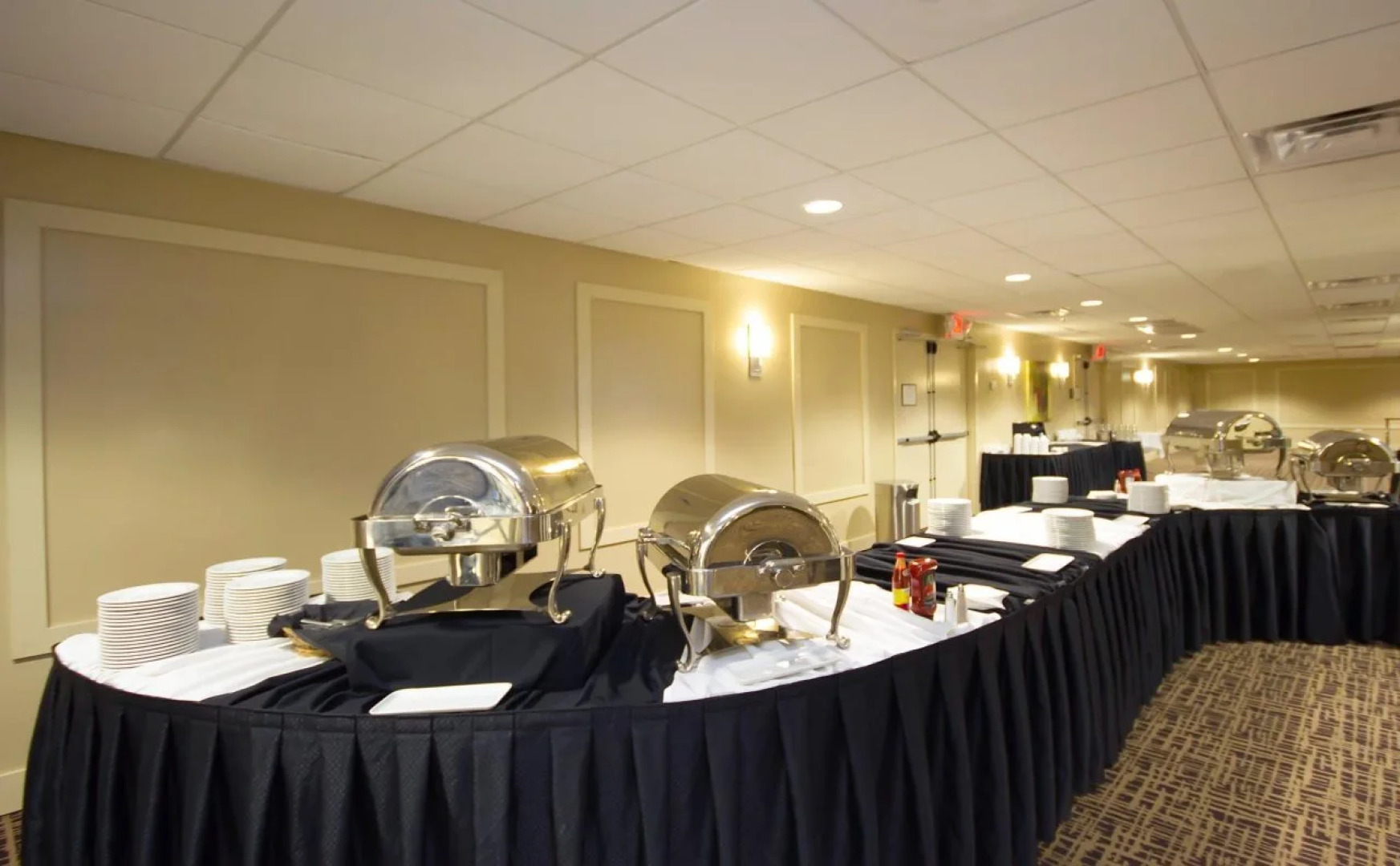 Holiday Inn Metairie New Orleans by IHG