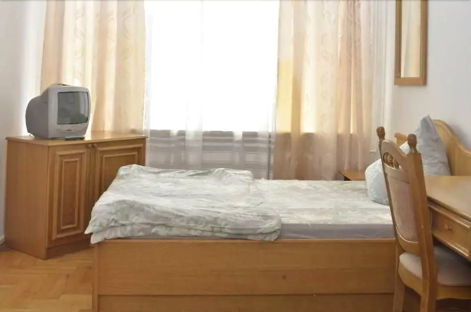 Guest Rooms of Executive Tax Service