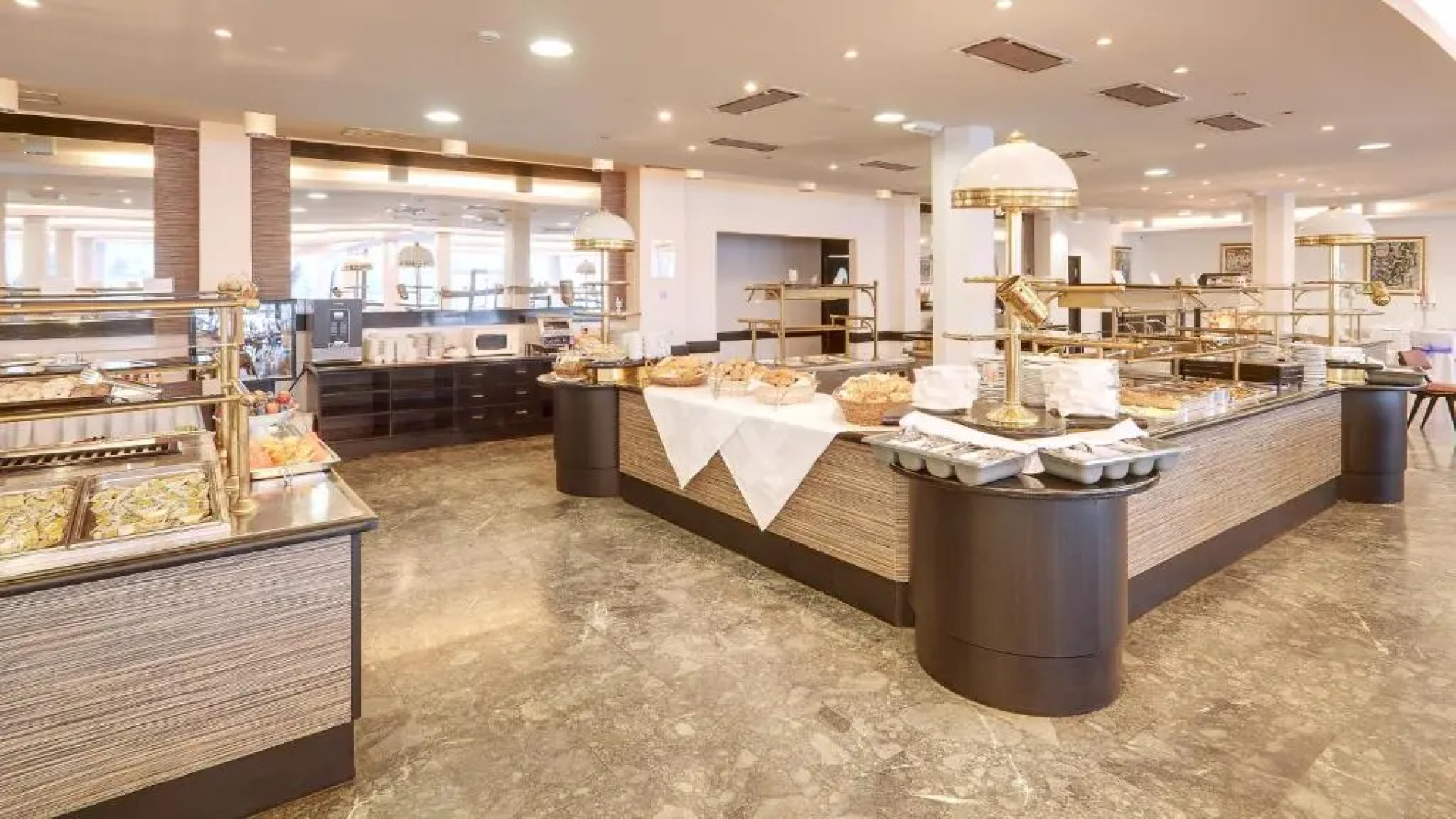 Adriatic Hotel