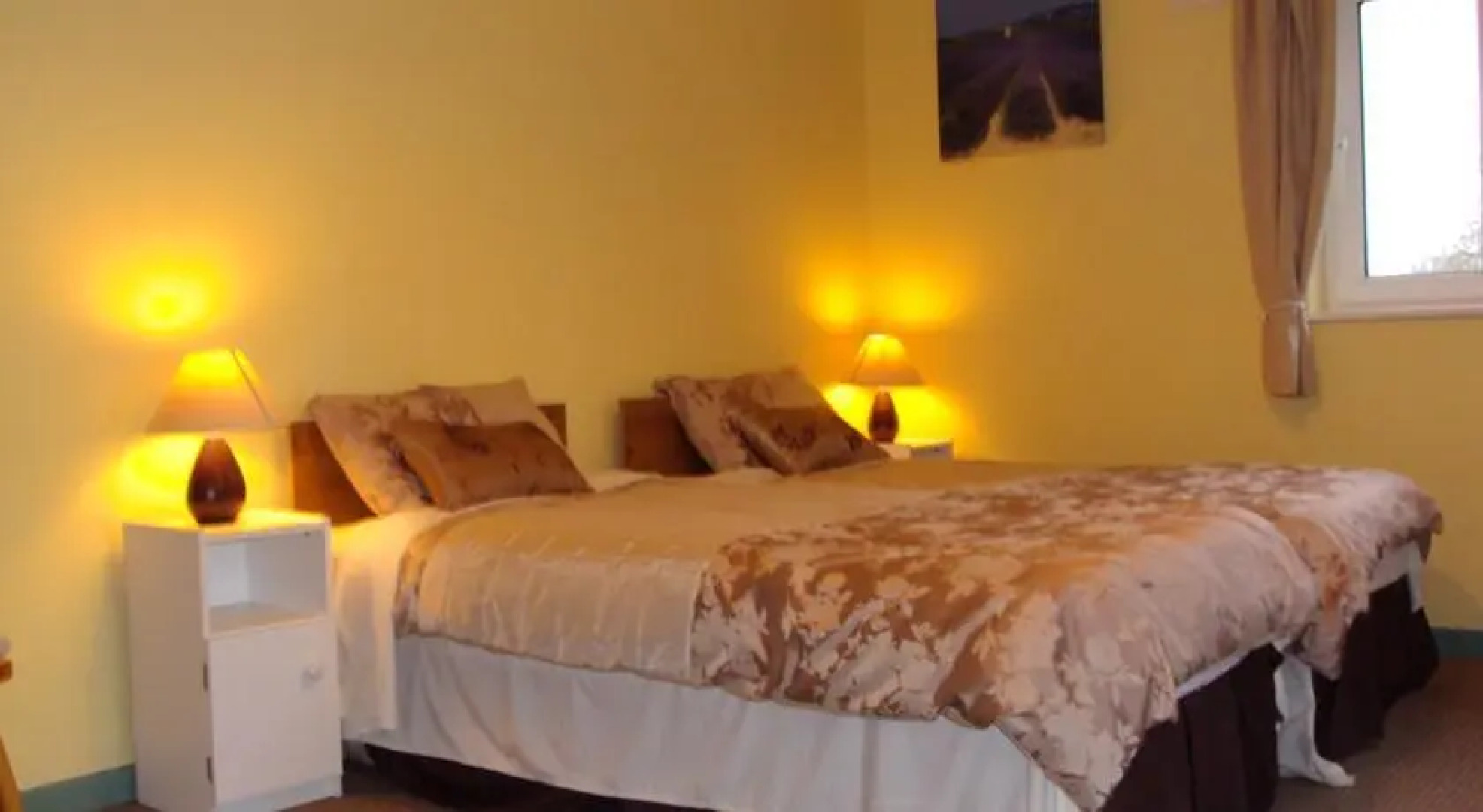 Hollywood Bed and Breakfast