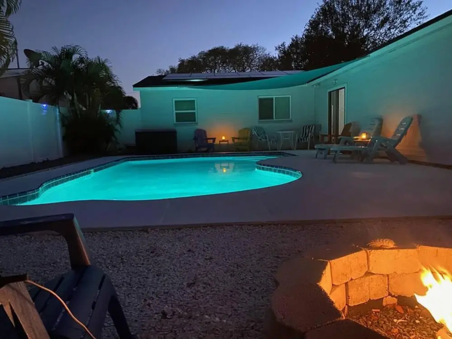 Heated Pool Close to St Pete Tampa Pet Friendly