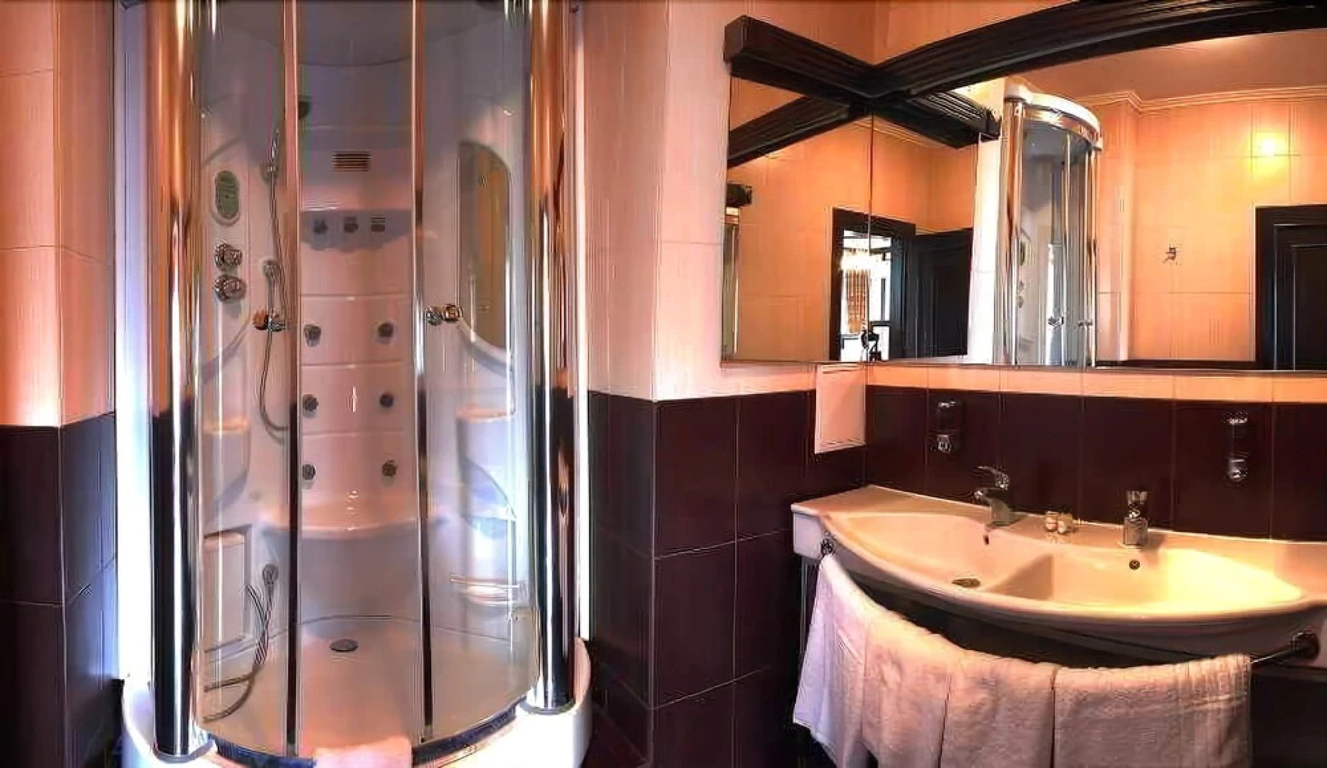 Атташе Отель