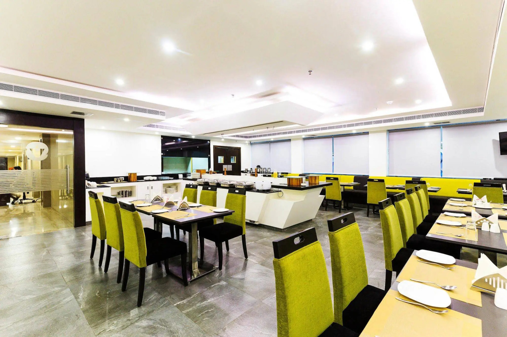 Zo Rooms Lakdi Ka Pul X Road