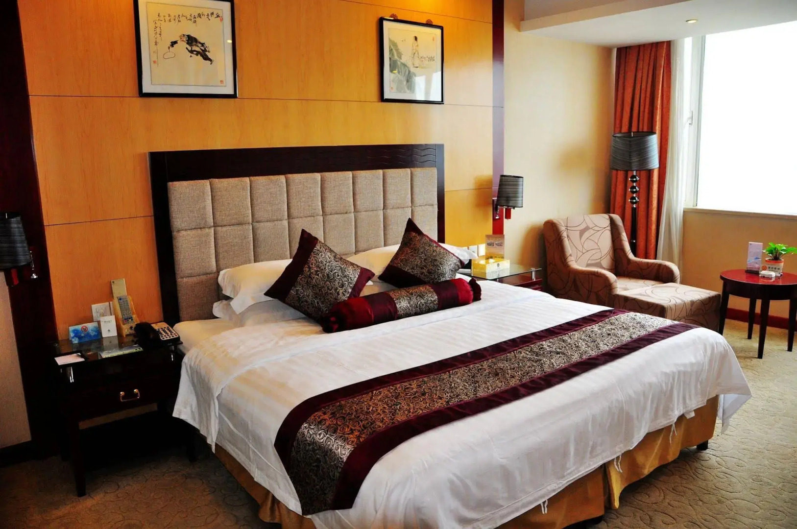 Xuyisizhou Junyue Hotel