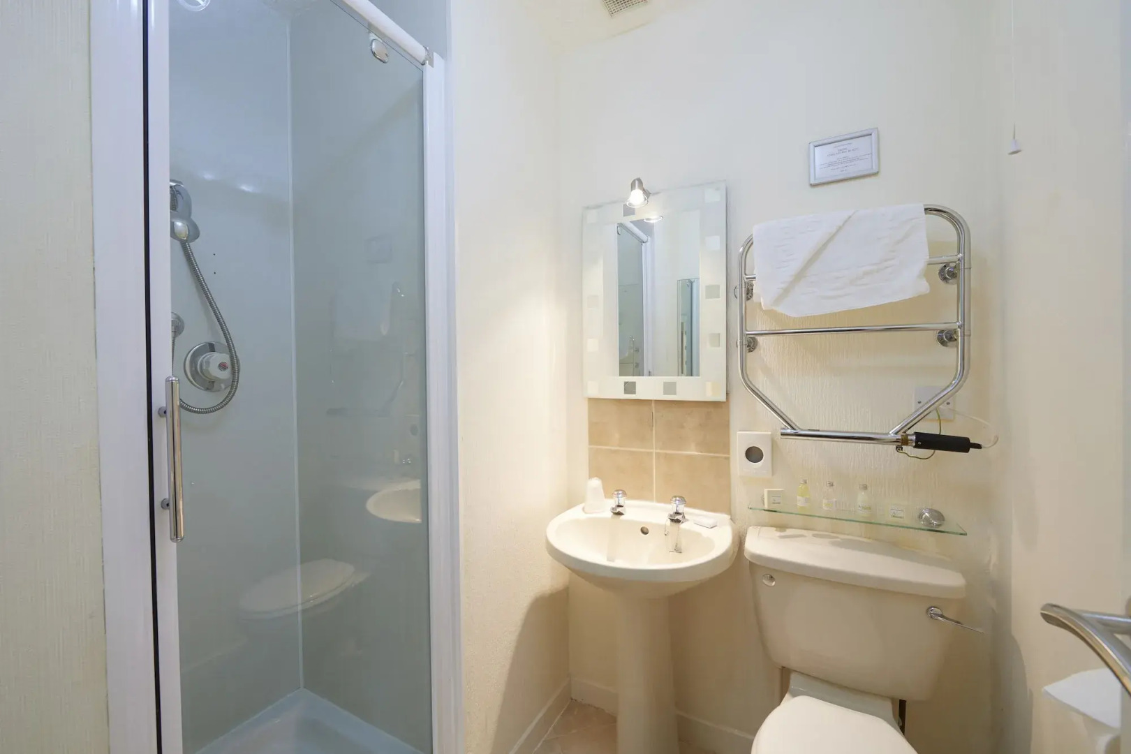 Loch Ness Clansman Hotel