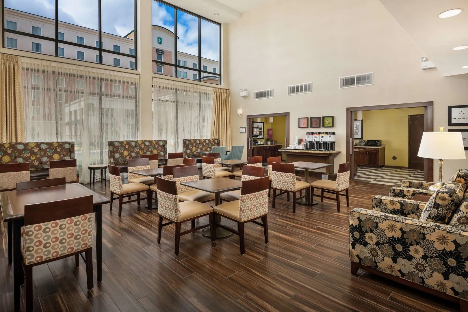 Hampton Inn & Suites Portland/Hillsboro-Evergreen Park