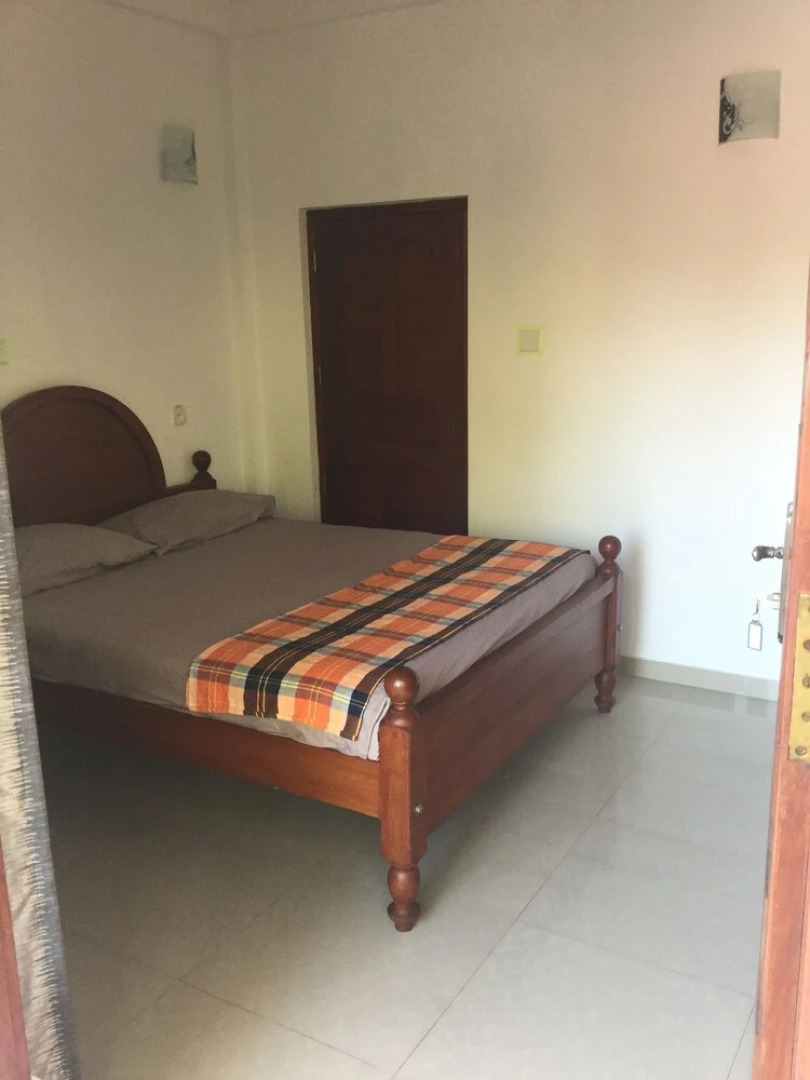 White Baby Guest House & Restaurant