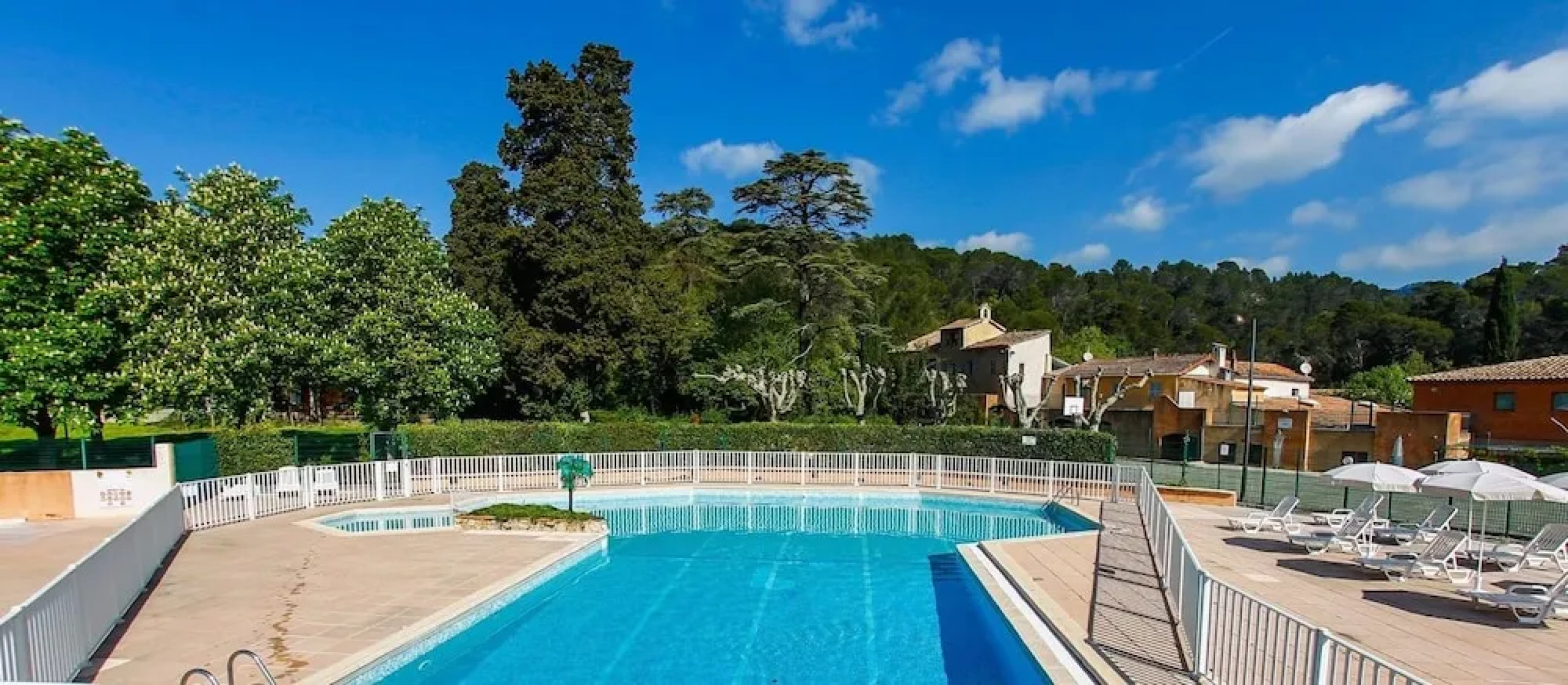 Domaine du Thronnet - Odesia Vacances