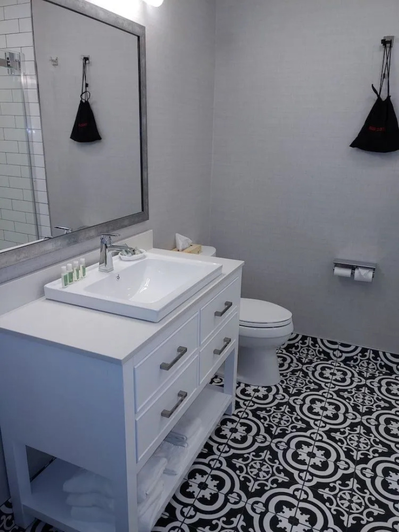 Riverside Inn Hannibal