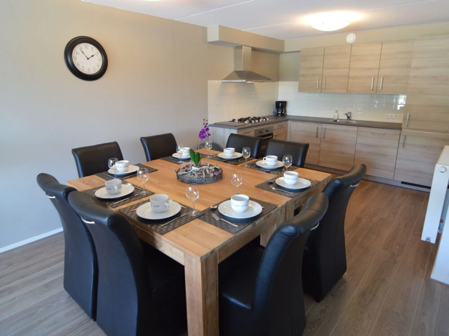 Pretty Farmhouse in Haaksbergen near Forest