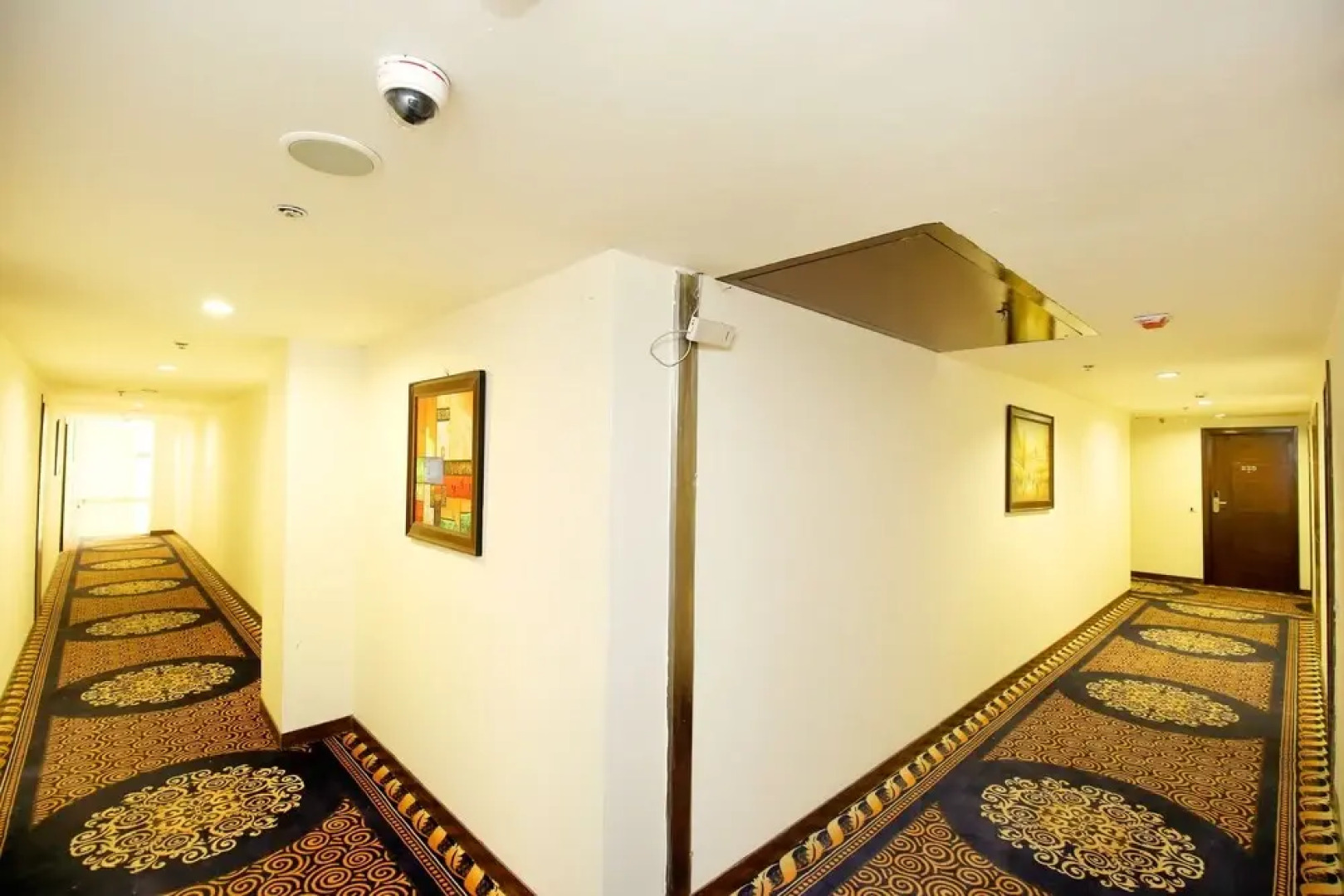 Capital O 4004 I-Square