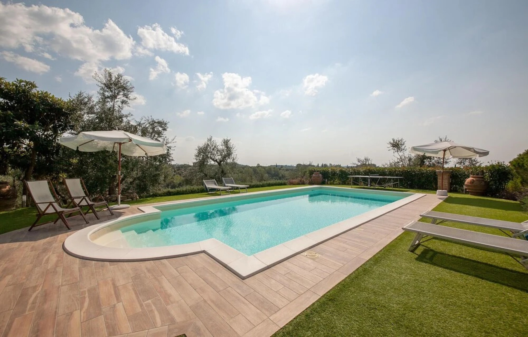 Nice Apartment in Marti PI With 3 Bedrooms, Wifi and Outdoor Swimming Pool