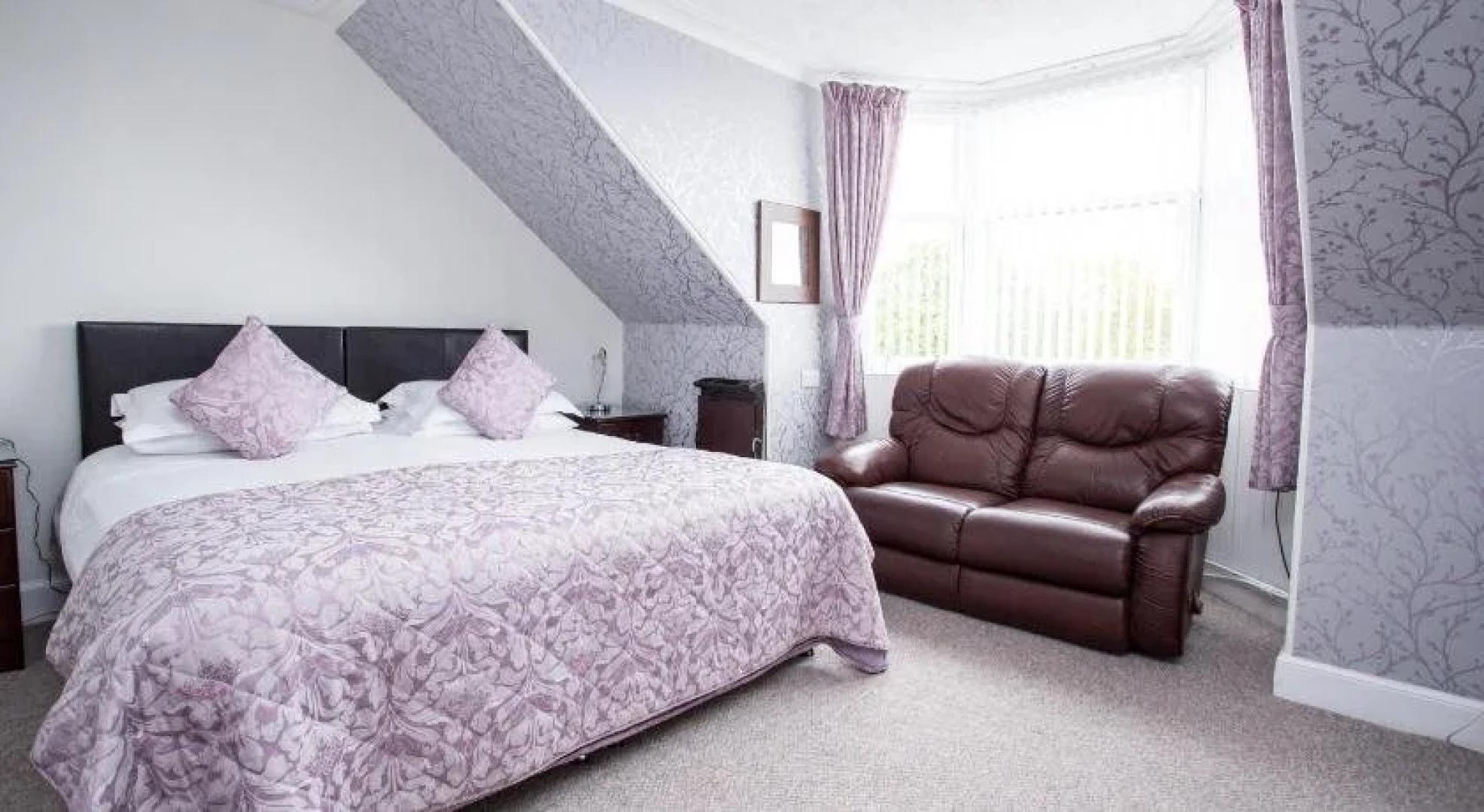 26 The Crescent - Guest House