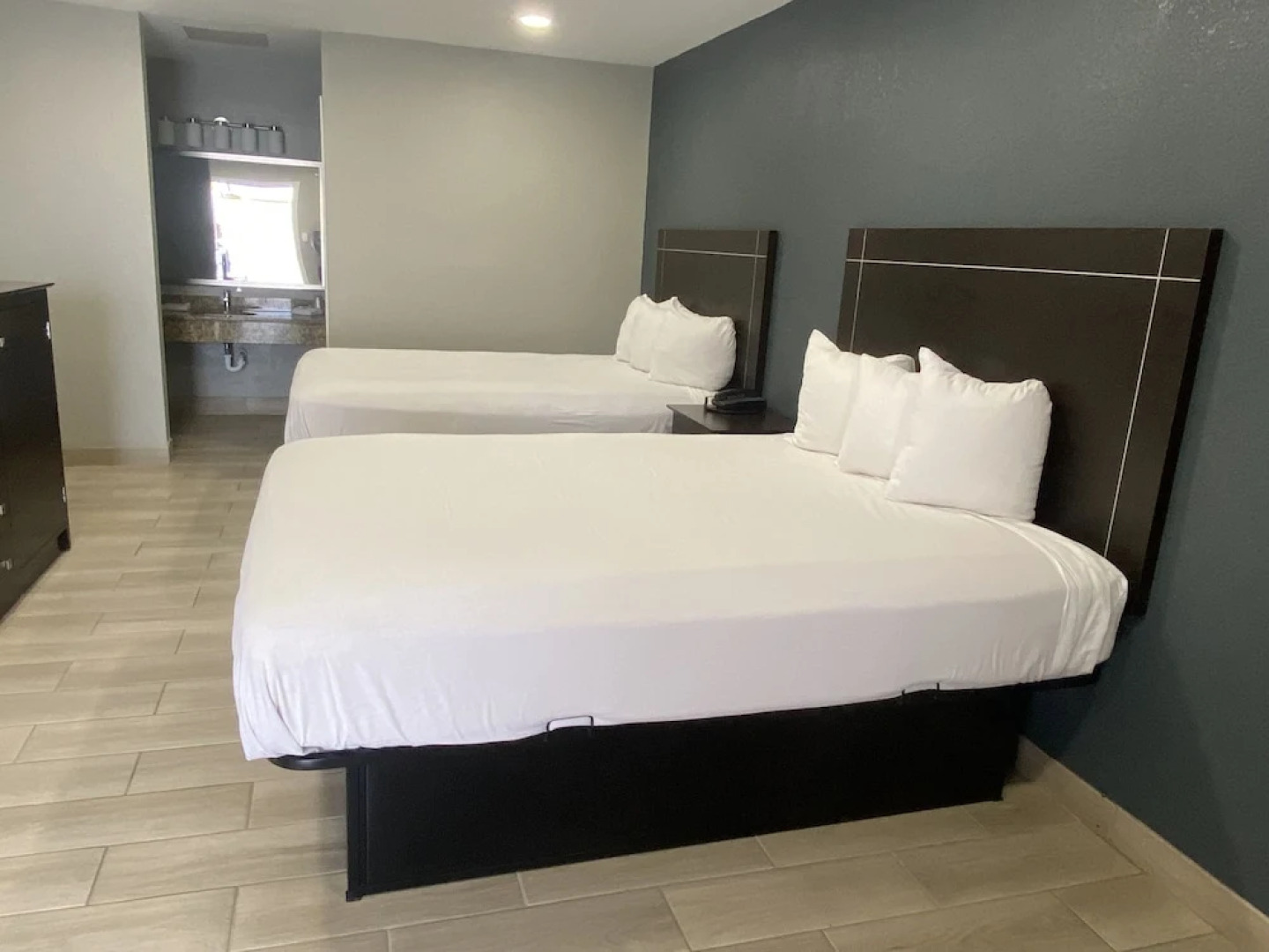 Falcon Executive Inn