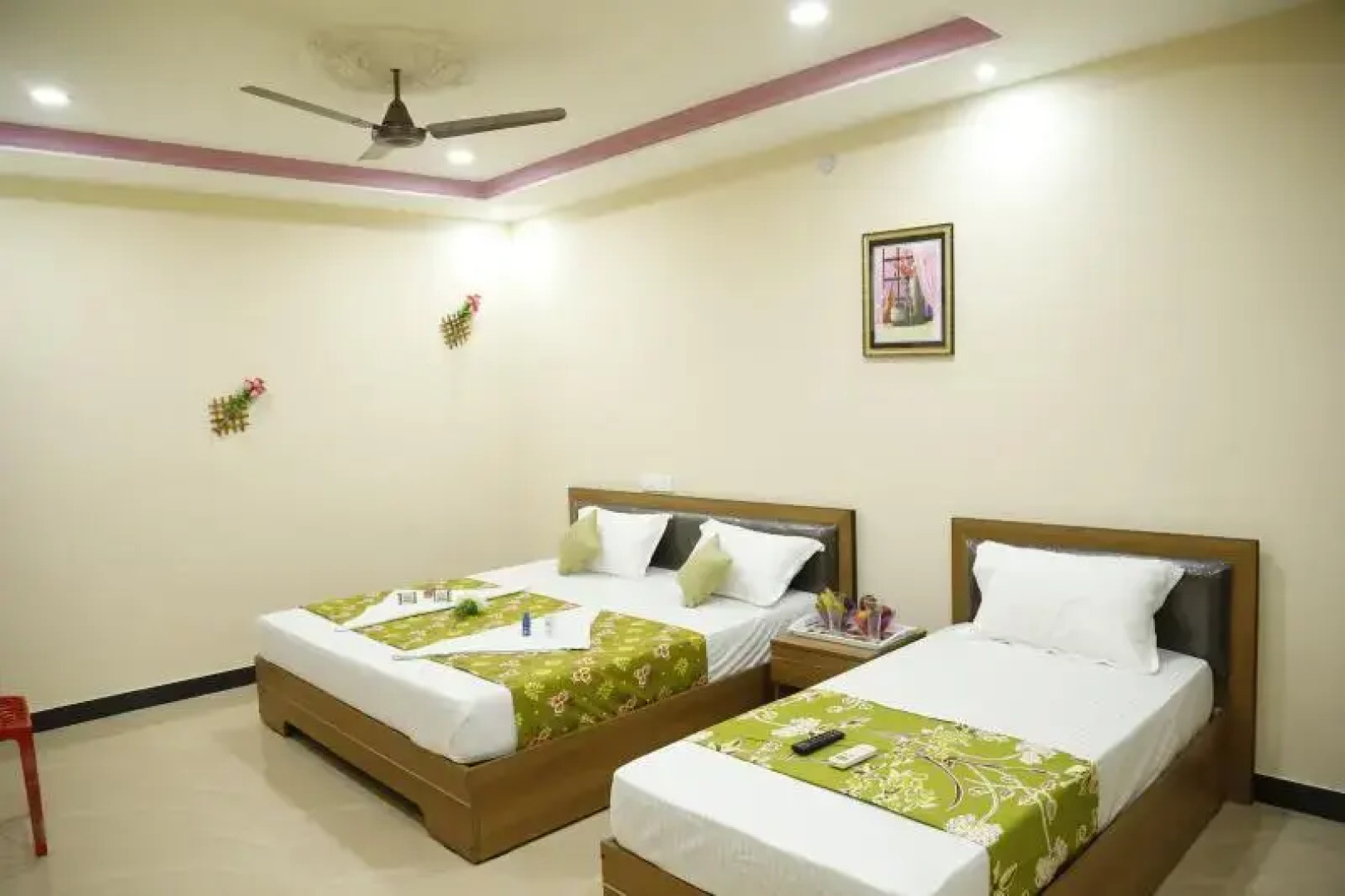 Hotel Amirtham Inn