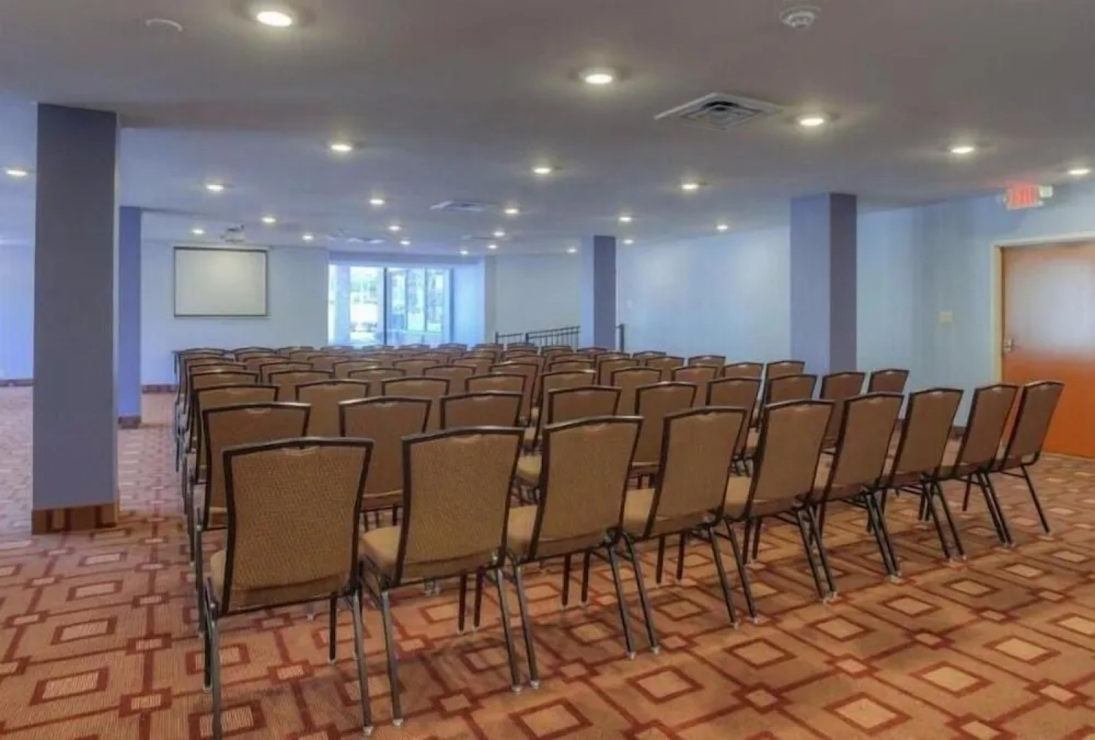 Quality Inn & Suites Chattanooga-East Ridge