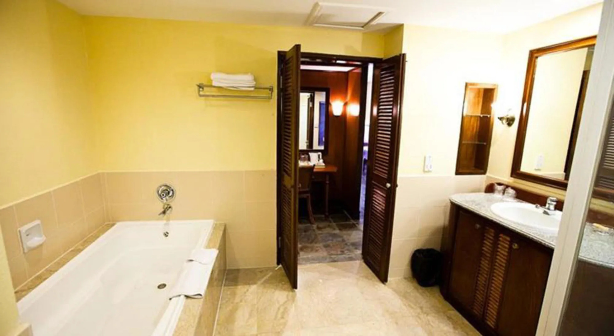 Palm Beach Resort & Spa