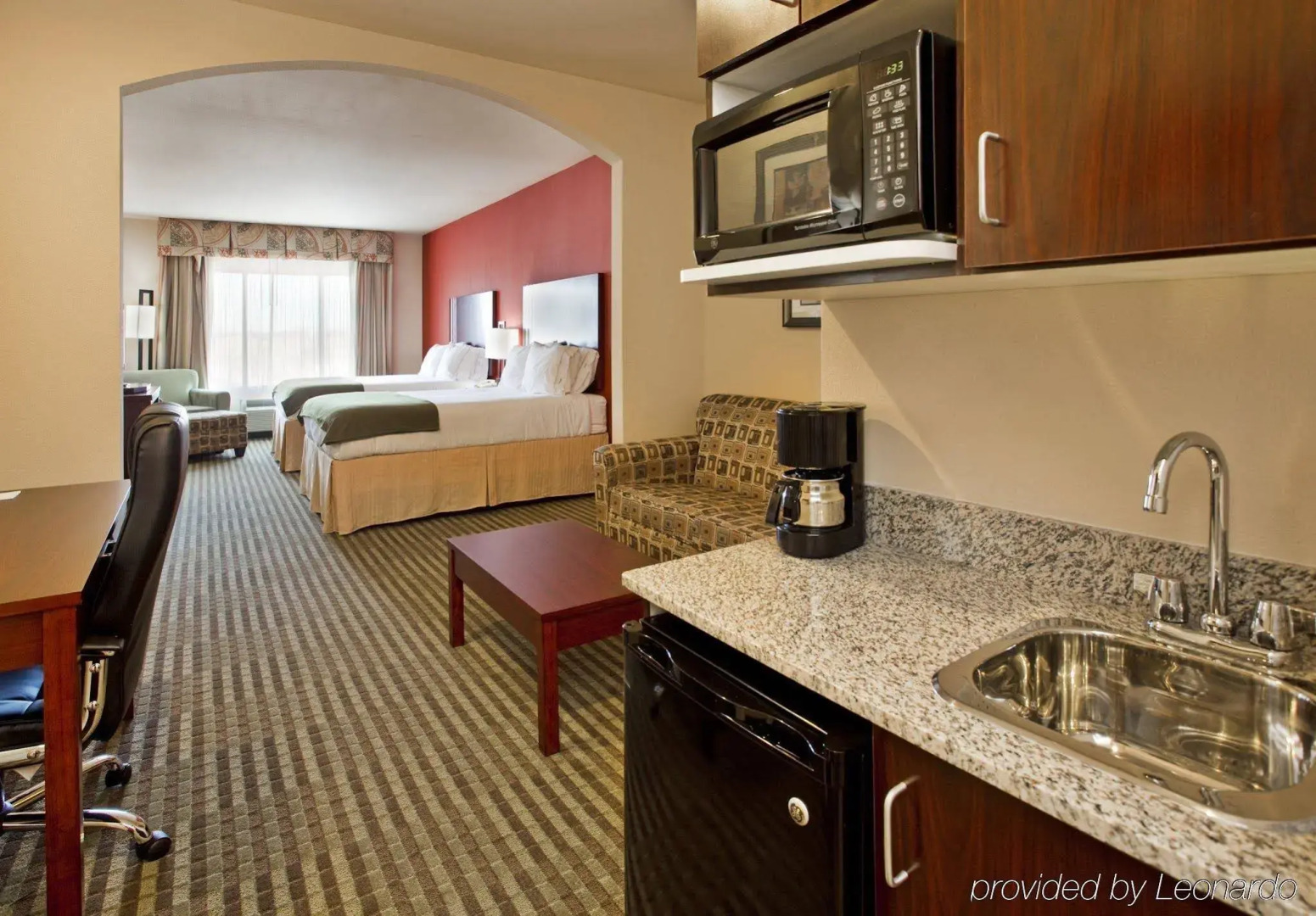 Holiday Inn Express & Suites Guthrie North Edmond by IHG