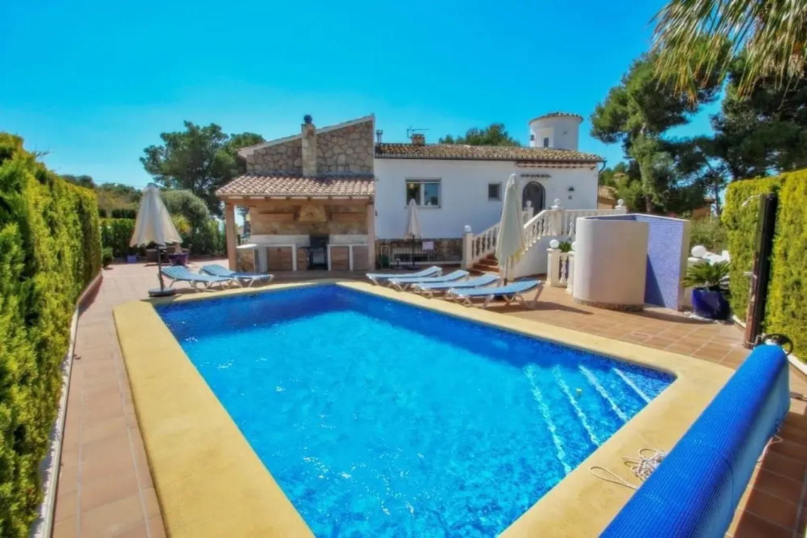 Susi - holiday home with private swimming pool in Moraira