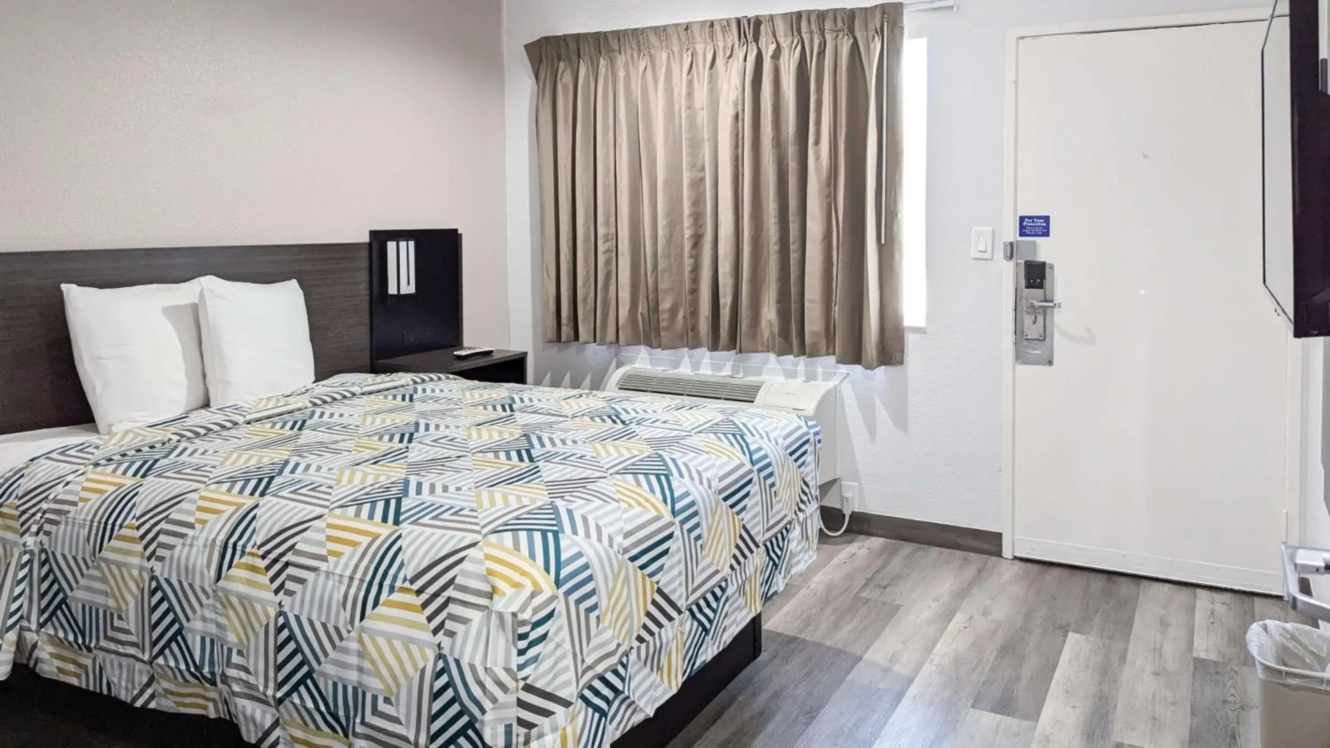 Motel 6 Victoria, TX