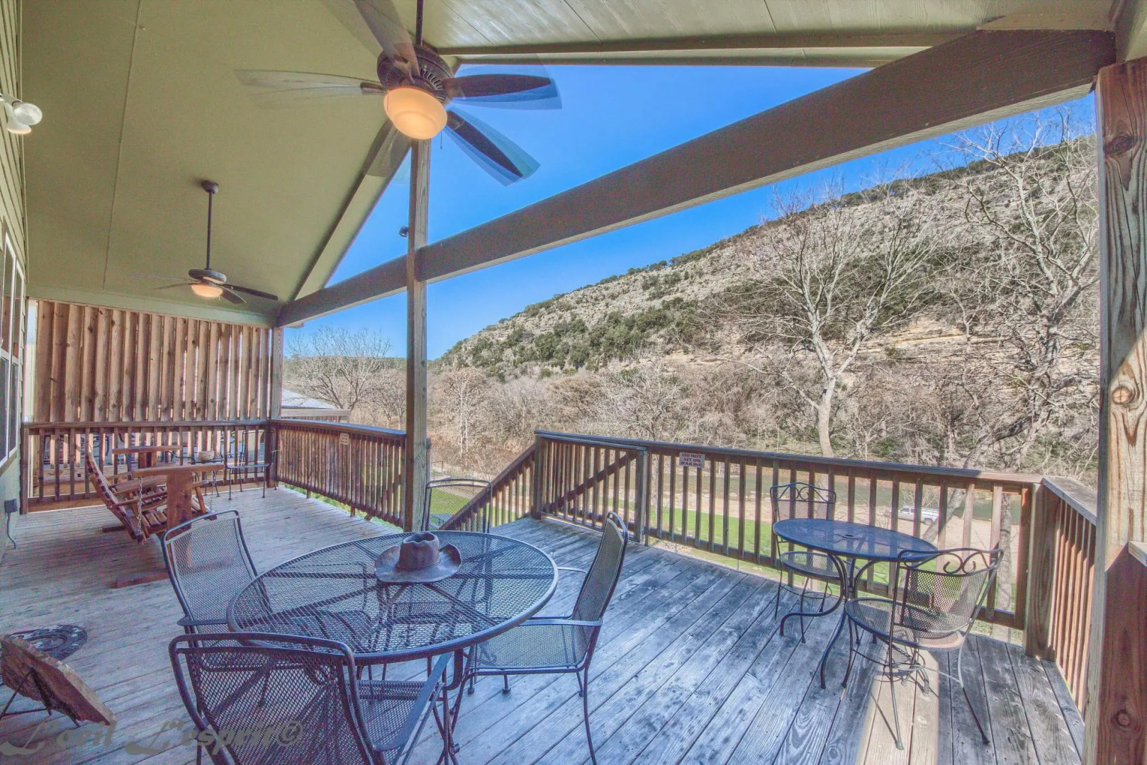 Cowboy Lodge Rr94404 4