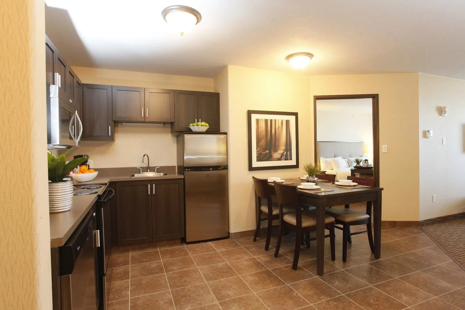 Pomeroy Inn & Suites at Olds