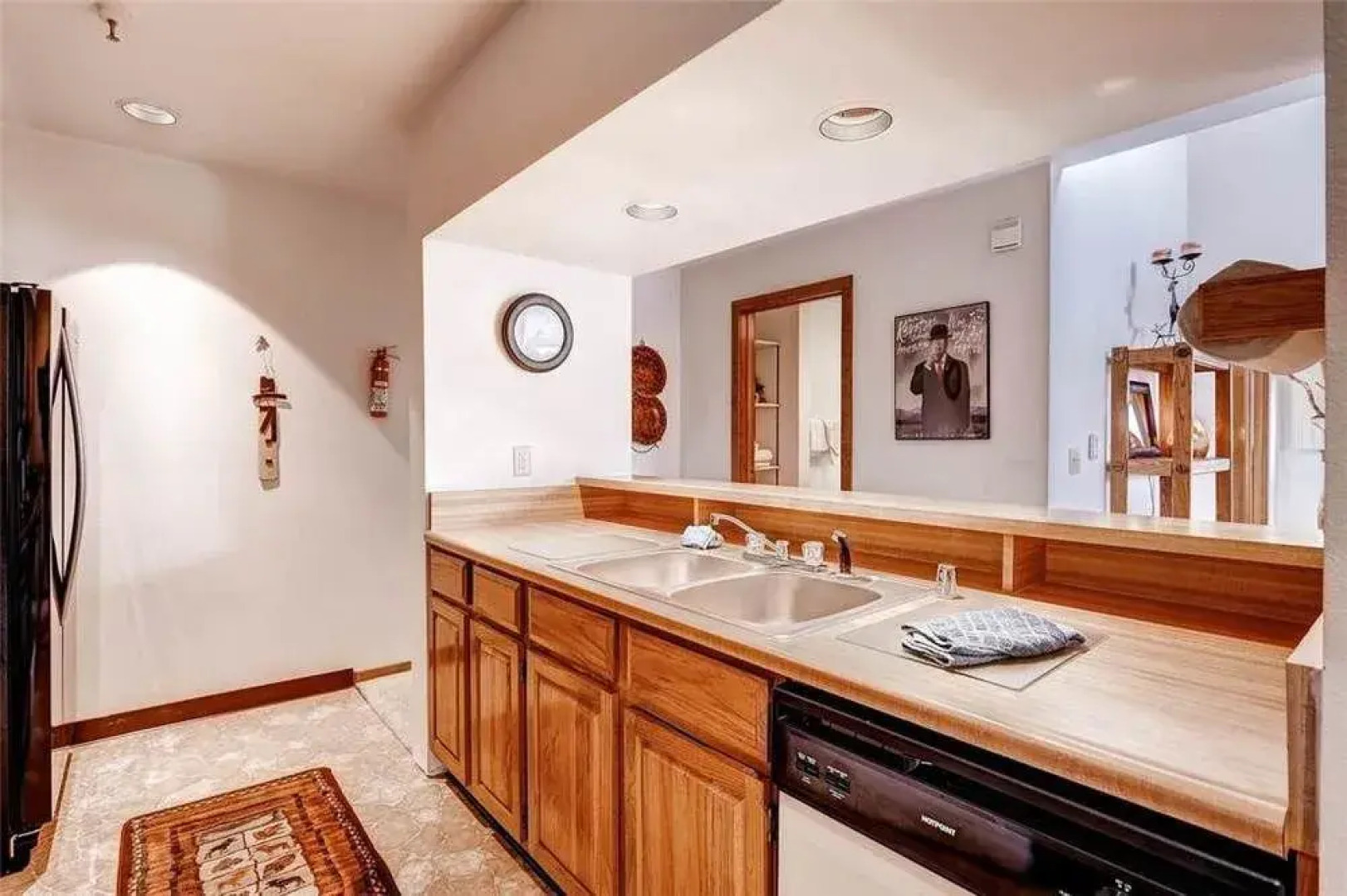 Marina Place Condominiums