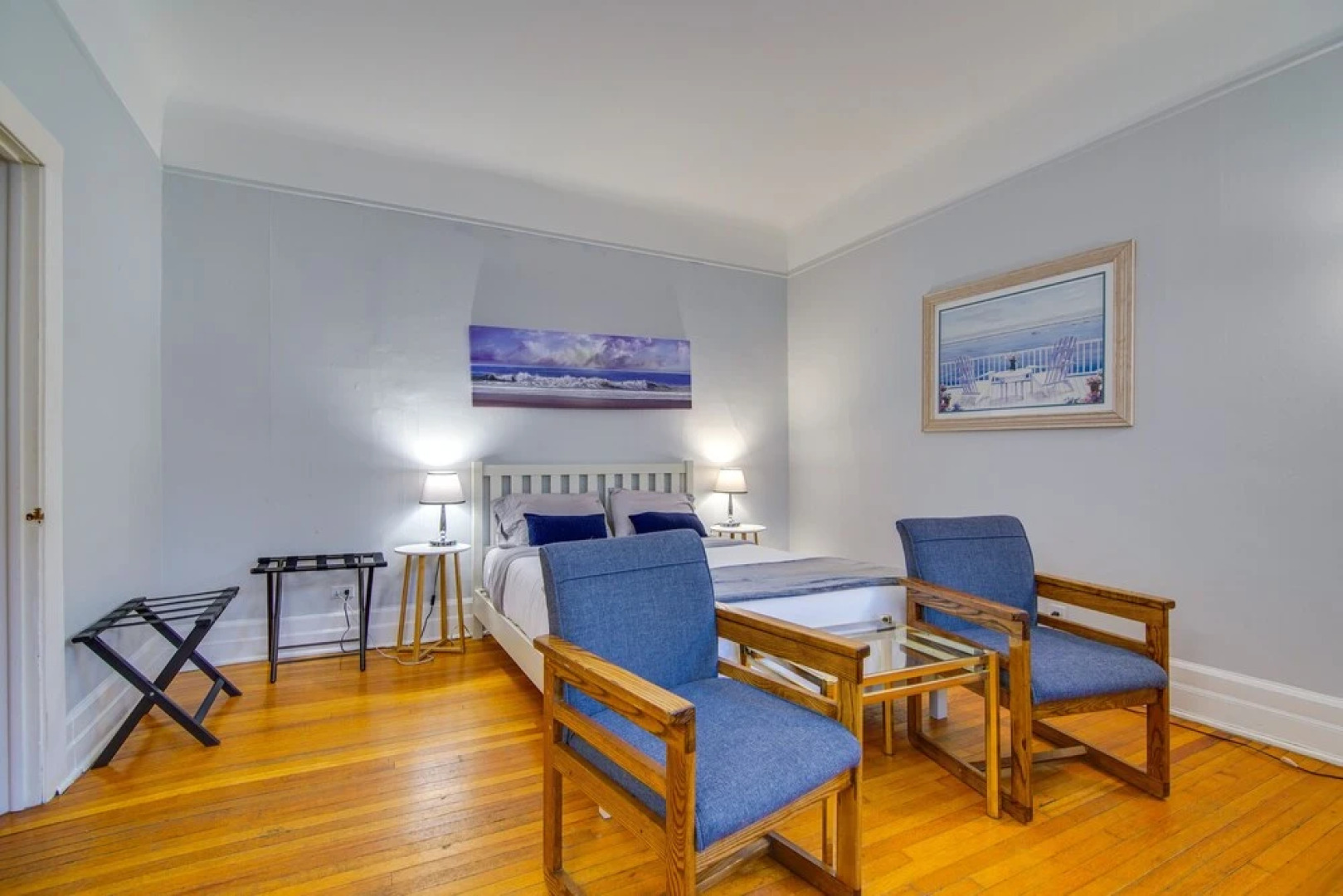 Historic Townhome in Oak Park w/ Backyard!