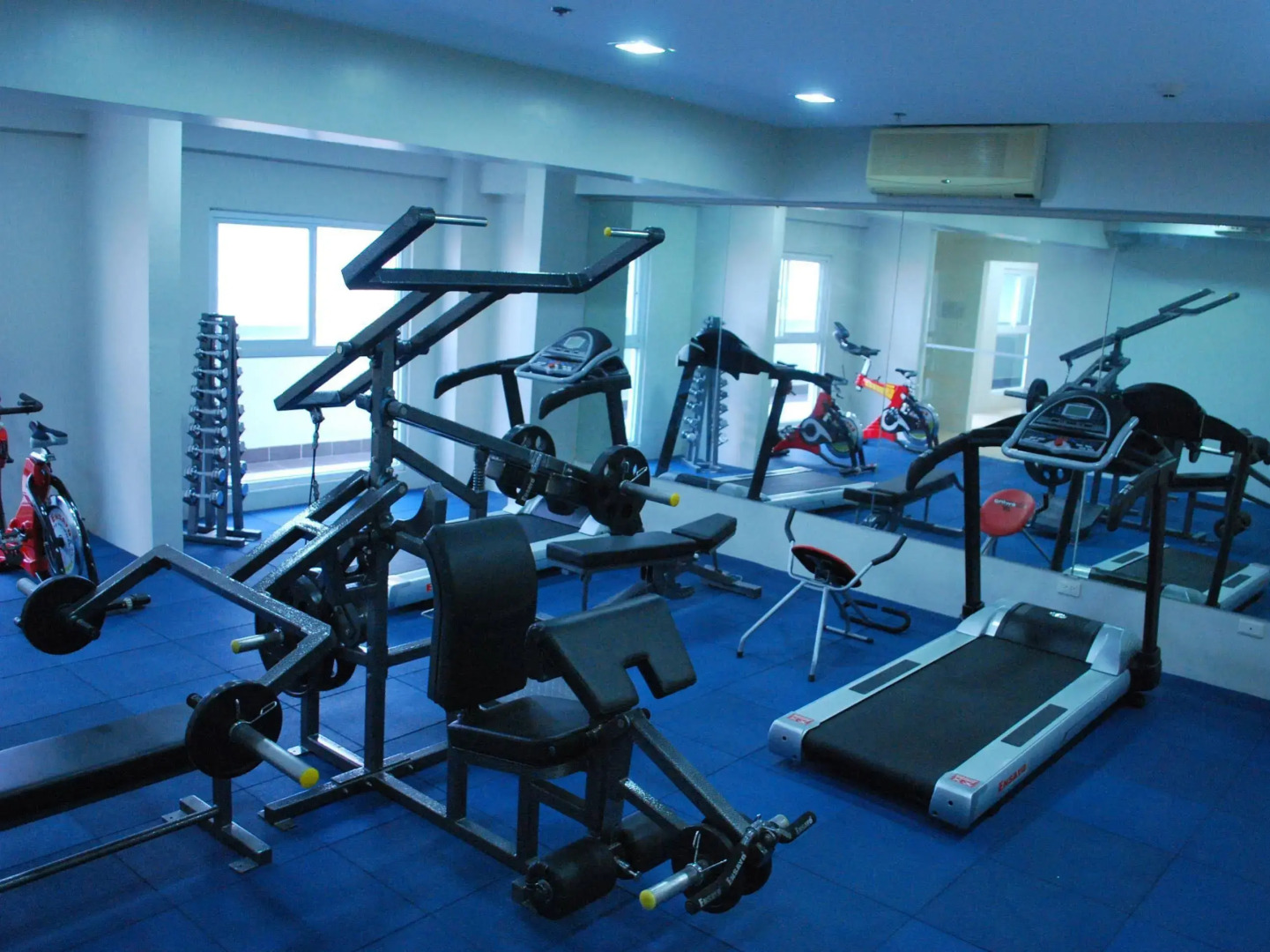 Goldland Millenia Suites