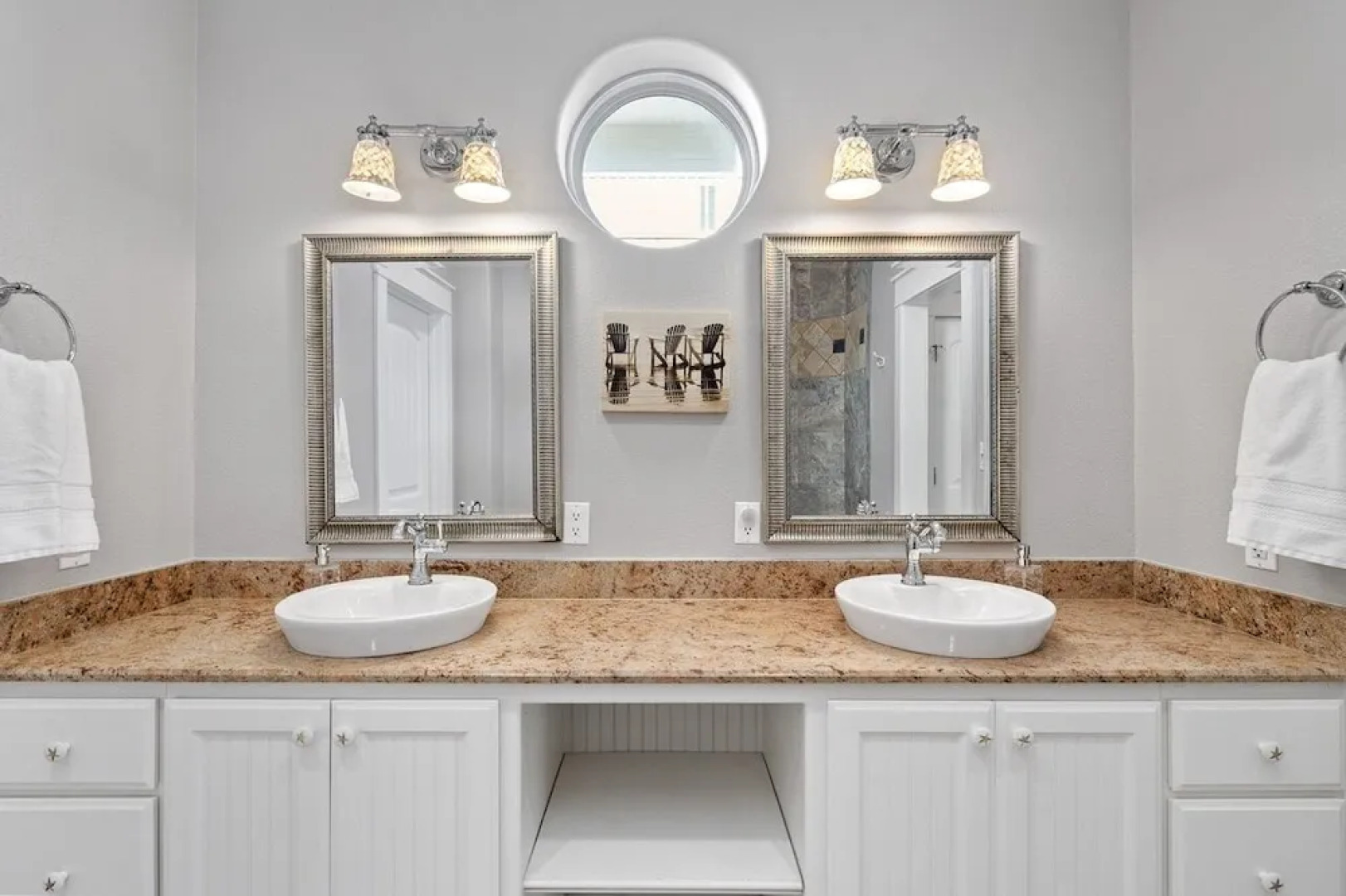 Shore Relaxin' 4 Bedroom Home by RedAwning