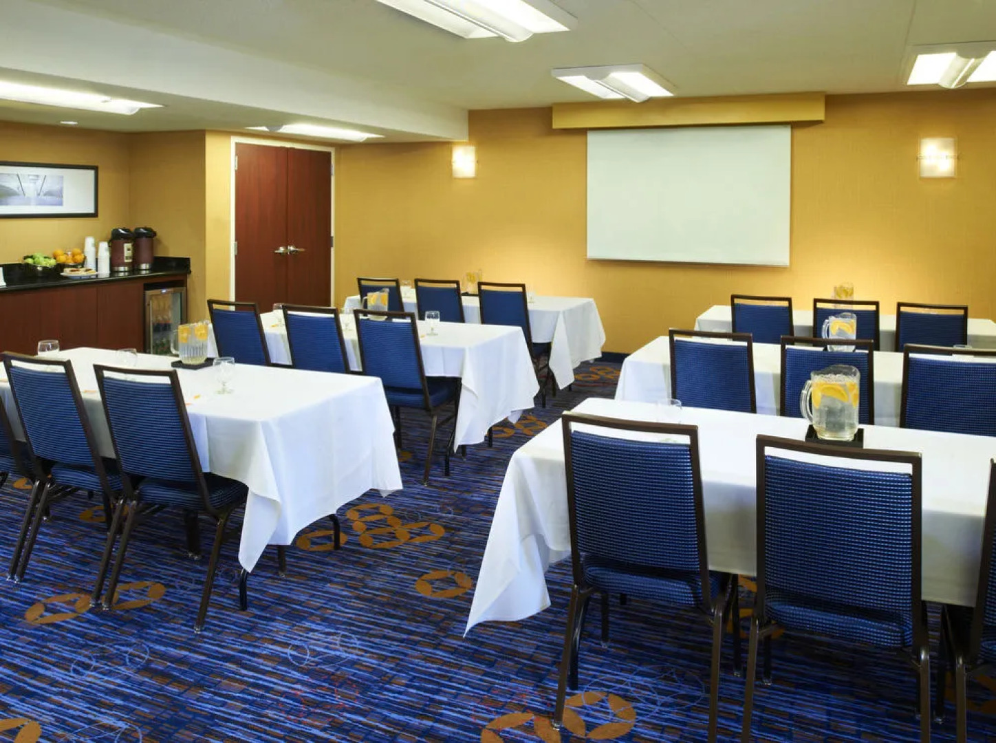 Courtyard Detroit Warren