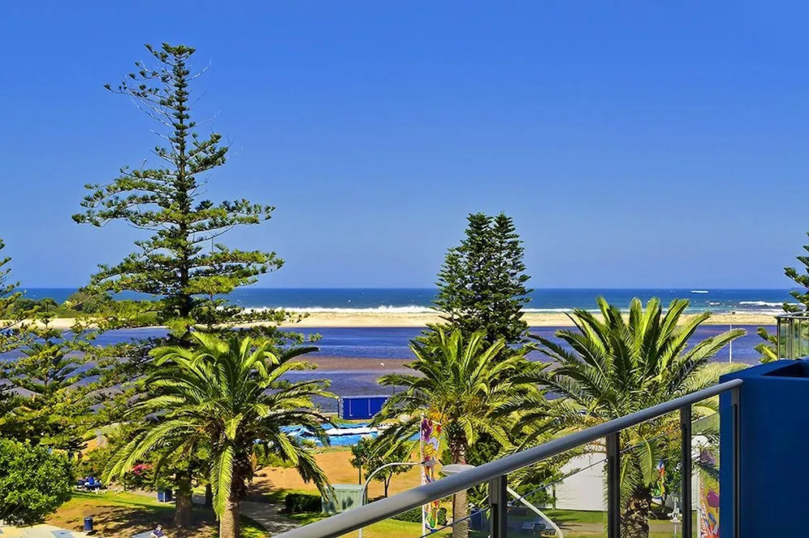 Coast Luxury Apartment 24