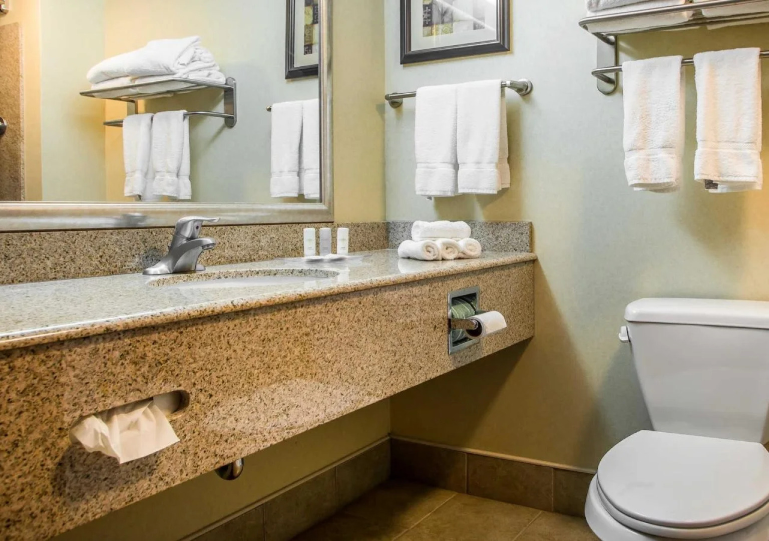 Comfort Suites Near Gettysburg Battlefield Visitor Center