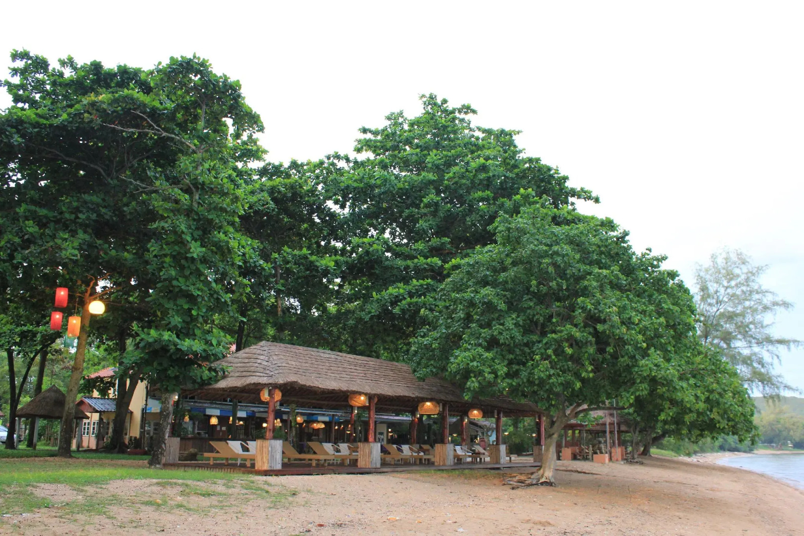 Villa Cha Cha Chaolao Beach Resort