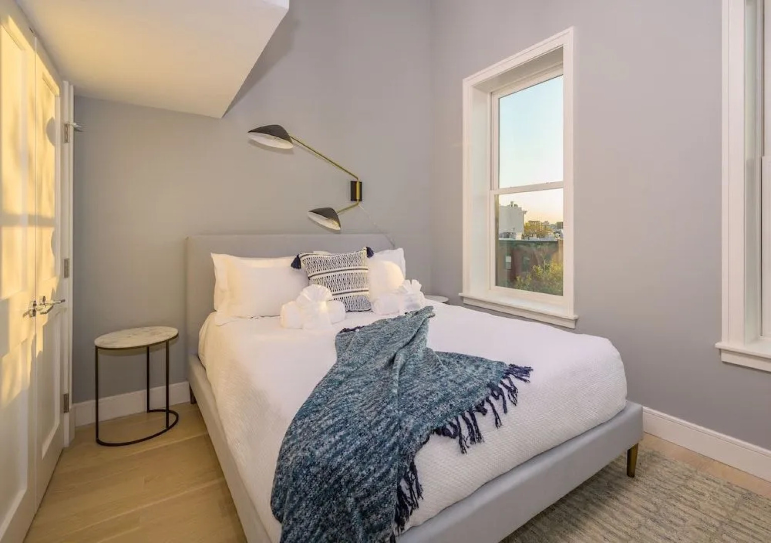 Deedee'S Downtown Hoboken