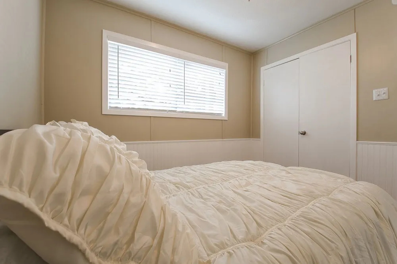 Block 12 - Furnished Game Day Units